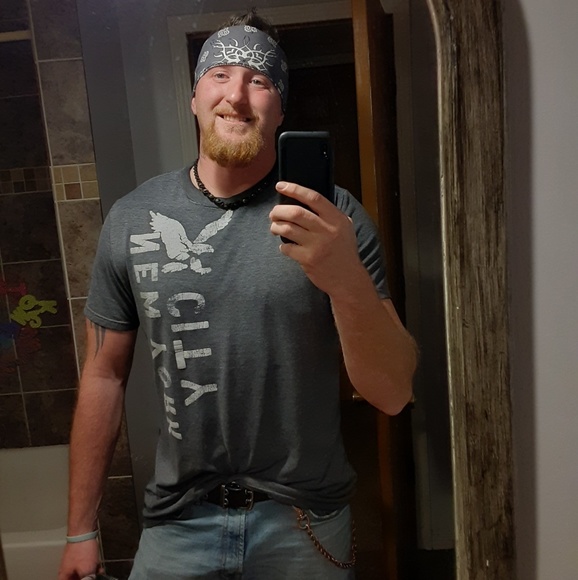 Meet your Posher, Justin - Picture 1 of 1